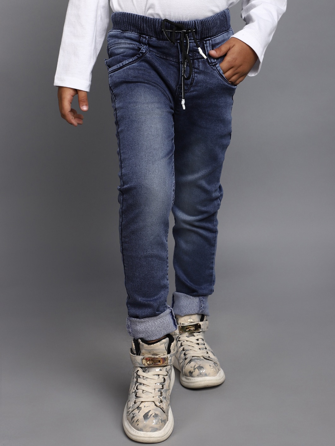 

V-Mart Boys Mid Rise Light Fade Cotton Jeans, Blue