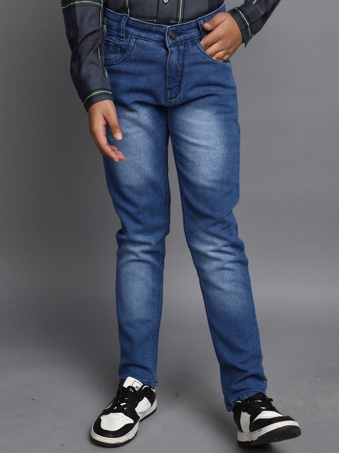 

V-Mart Boys Clean Look Light Fade Cotton Jeans, Blue