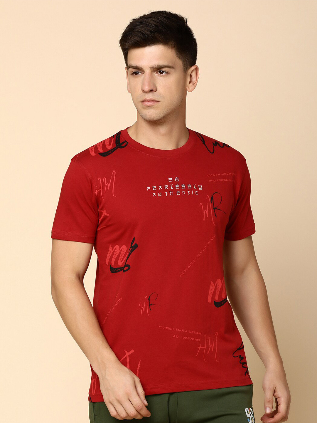 

V-Mart Typography Printed Cotton T-shirt, Red