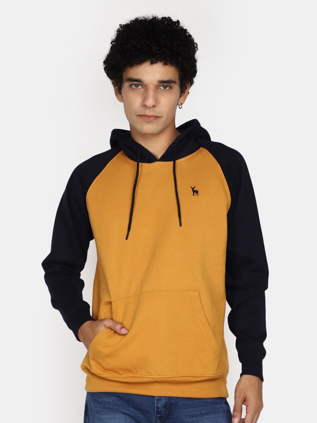 

V-Mart Hooded Cotton Sweatshirt, Mustard