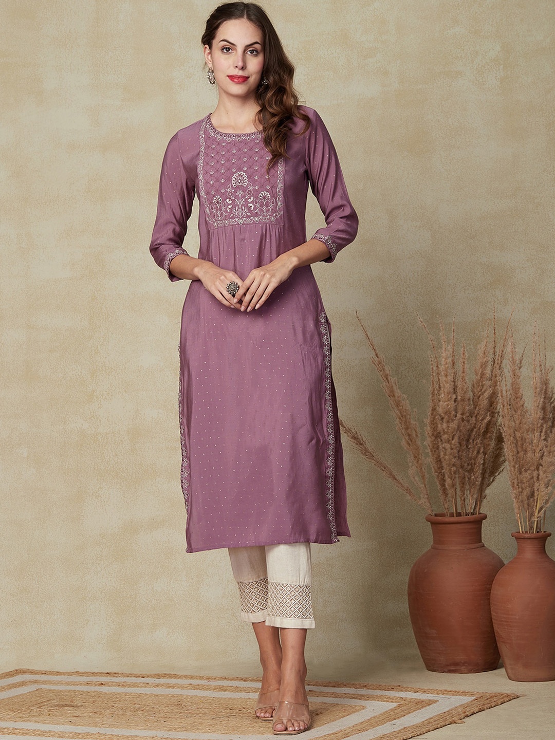 

FASHOR Geometric Yoke Design Sequinned Kurta, Purple