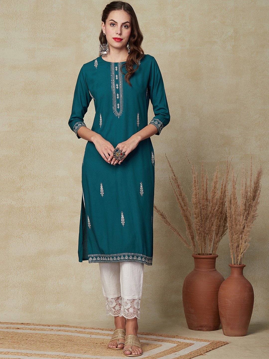 

FASHOR Ethnic Motifs Embroidered Kurta, Teal