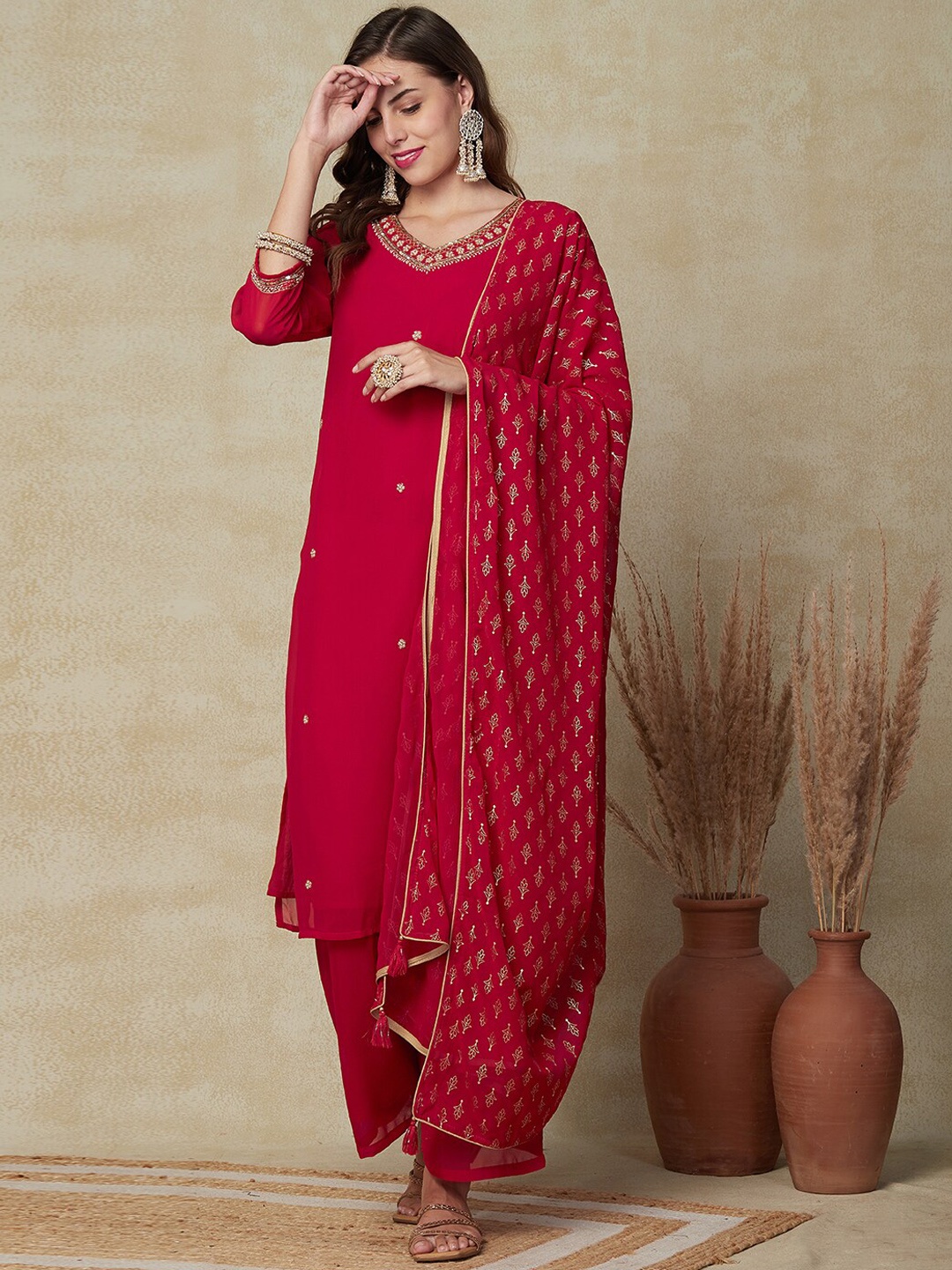 

FASHOR Ethnic Motifs Embroidered Regular Sequinned Kurta & Palazzos With Dupatta, Red