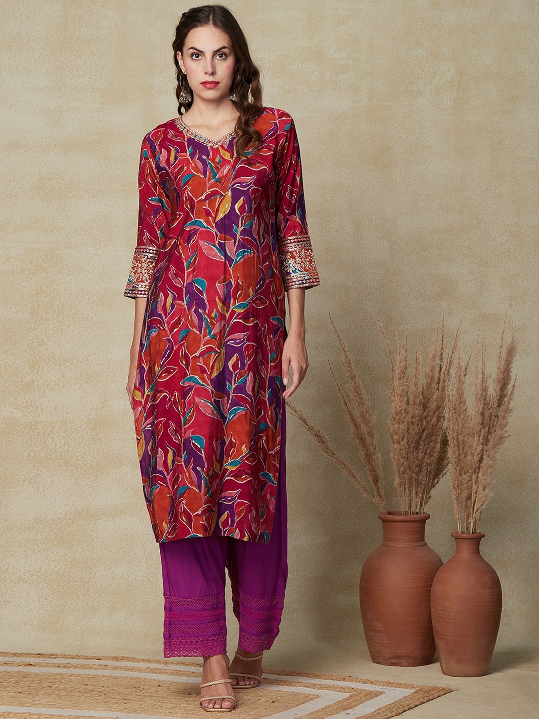 

FASHOR Floral Printed Sequinned Straight Kurta, Red