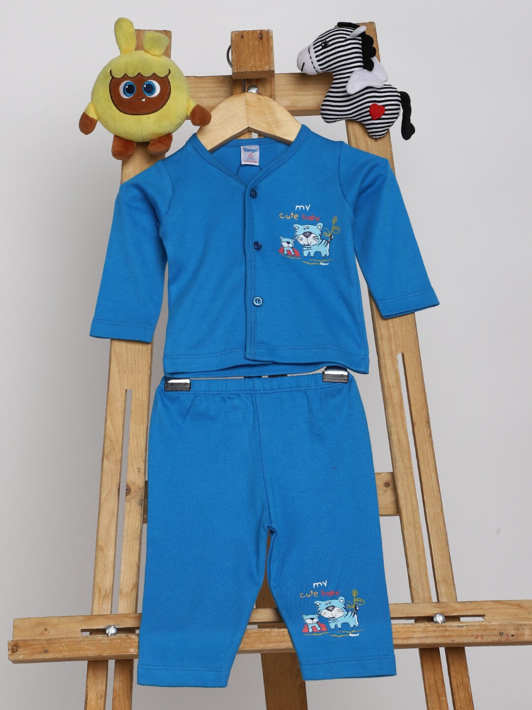 

V-Mart Infants Printed Pure Cotton T-Shirt With Shorts, Blue