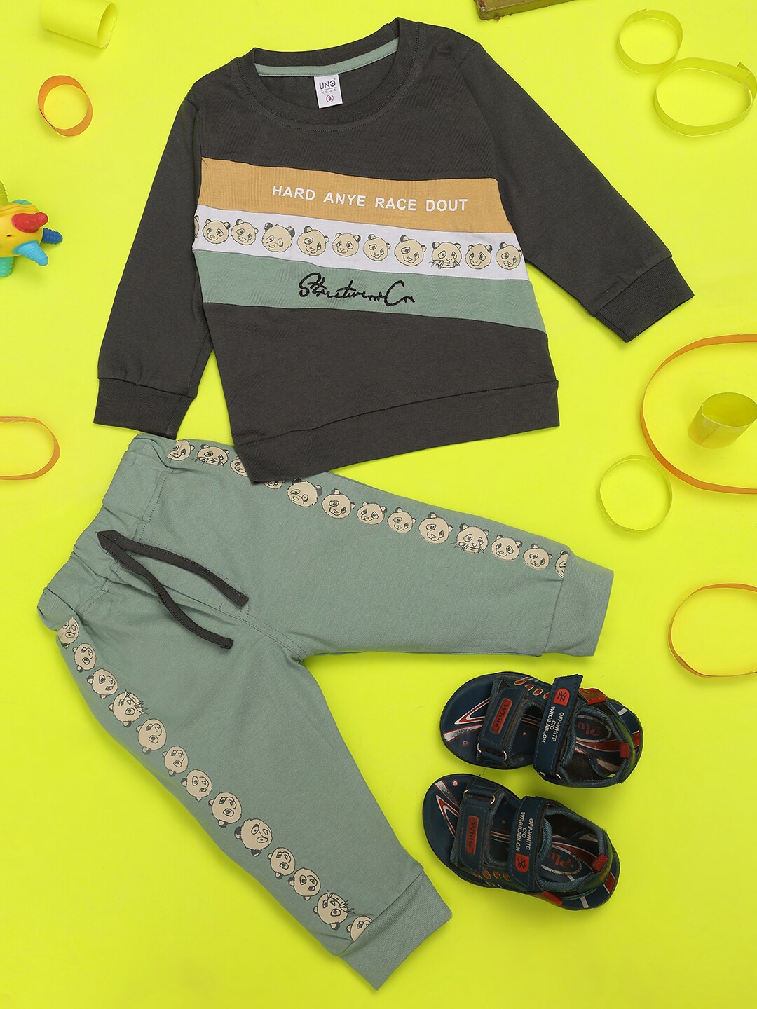 

V-Mart Infant Kids Printed Pure Cotton T-shirt with Trousers, Grey