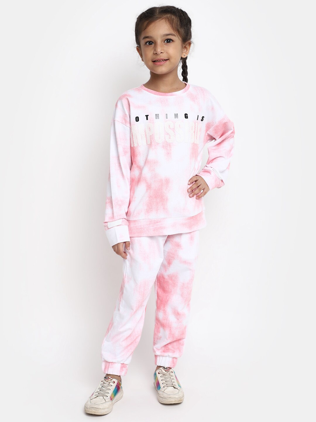 

V-Mart Girls Dyed Pure Cotton T-Shirt With Trousers, Pink