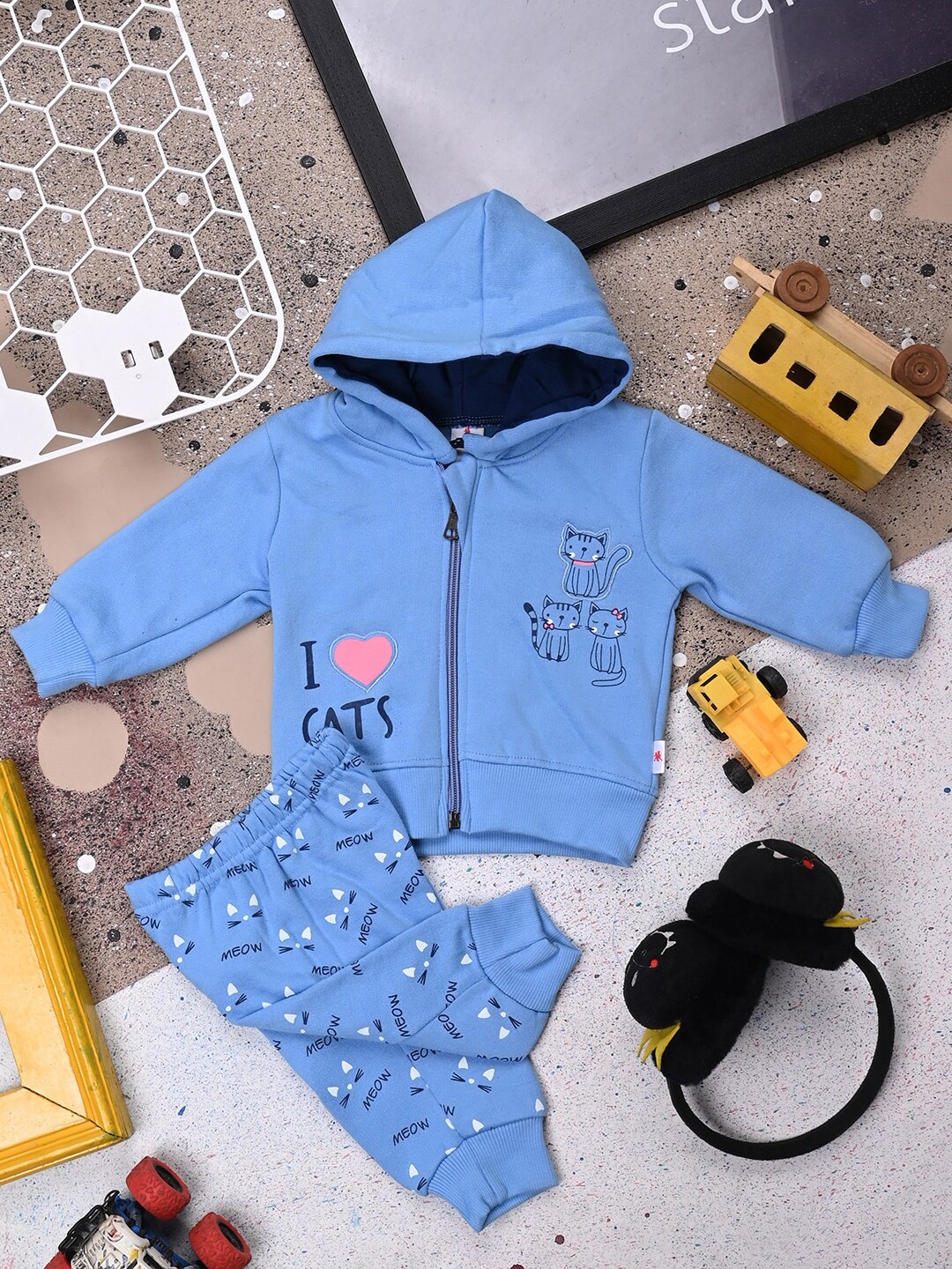 

V-Mart Infants Printed Hooded Pure Cotton T-shirt with Trousers, Blue