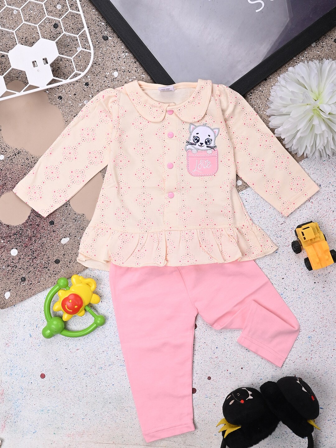 

V-Mart Infant Girls Graphic Embroidered Pure Cotton Top With Leggings, Pink