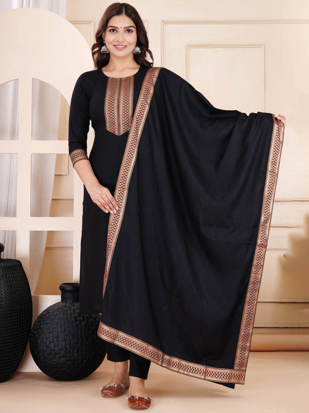 

KALINI Ethnic Motifs Yoke Design Straight Kurta & Trousers With Dupatta, Black