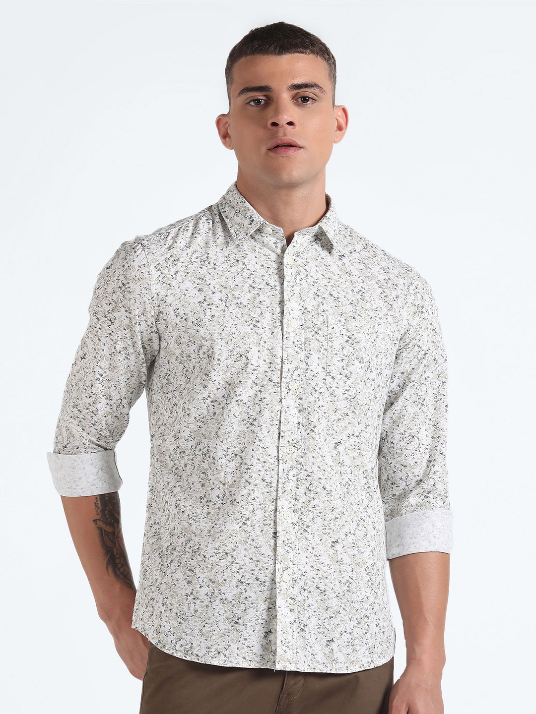 

Flying Machine Slim Fit Abstract Printed Pure Cotton Casual Shirt, White