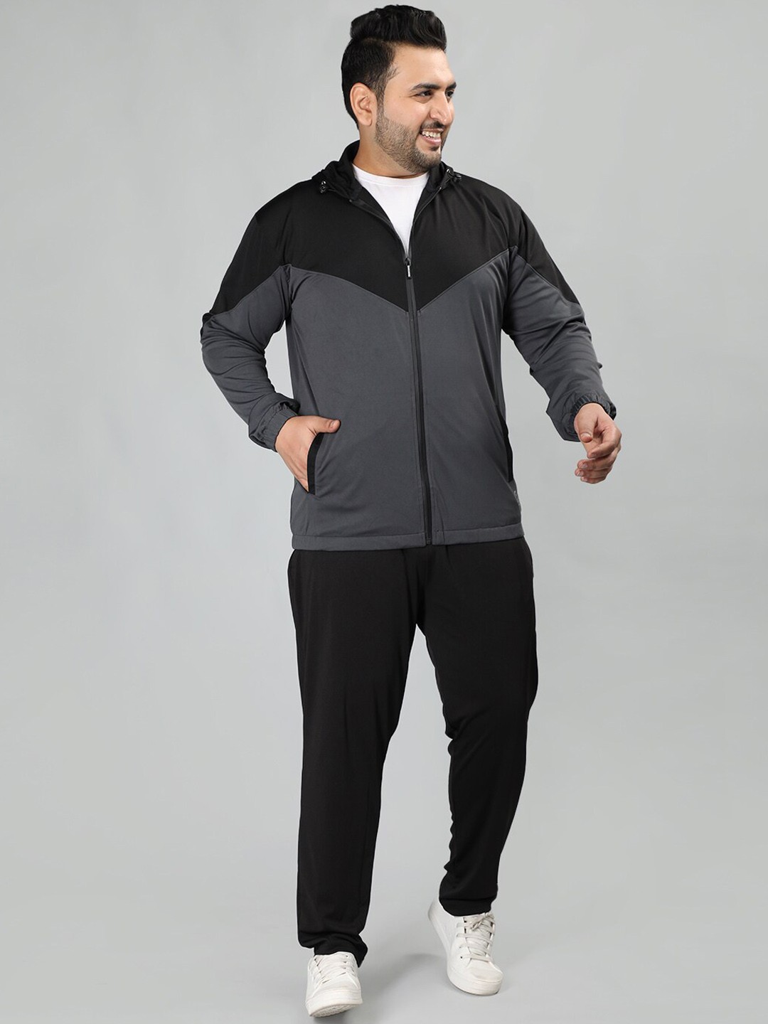 

CHKOKKO Plus Size Colourblocked Hooded Long Sleeves Sports Tracksuit, Black