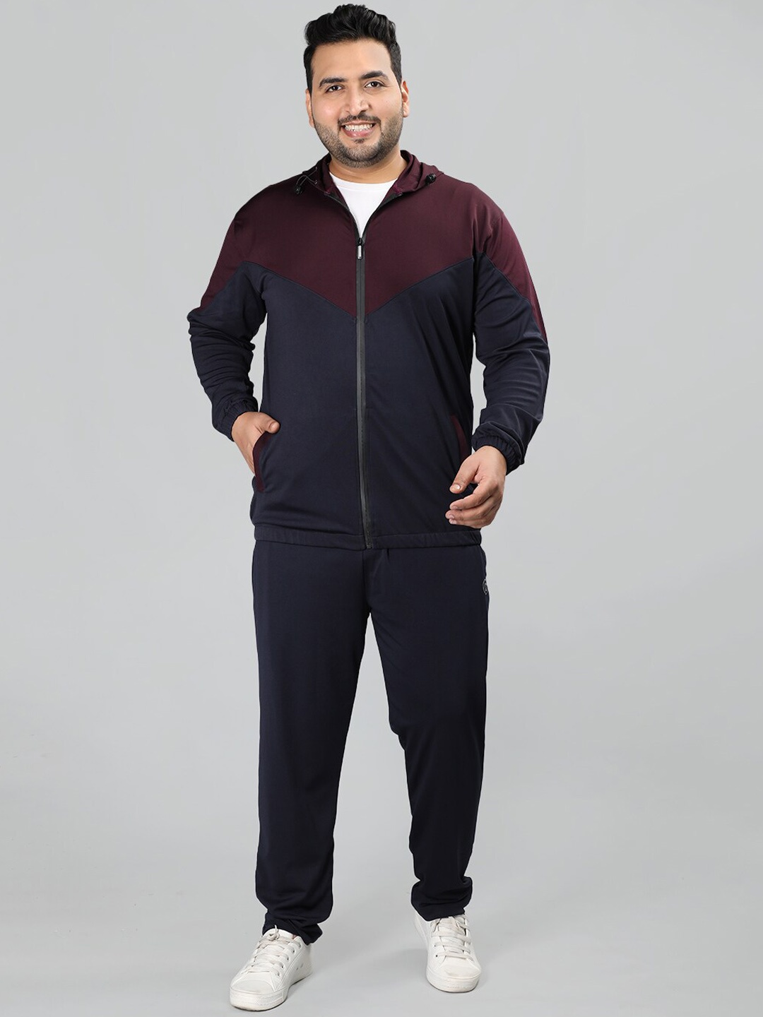 

CHKOKKO Plus Size Colourblocked Hooded Long Sleeves Sports Tracksuit, Navy blue