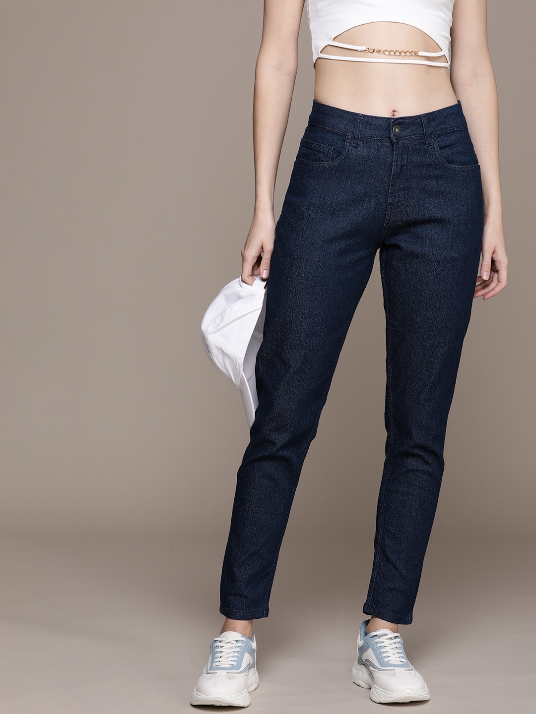

The Roadster Life Co. Women Mom Fit High-Rise Stretchable Jeans, Blue