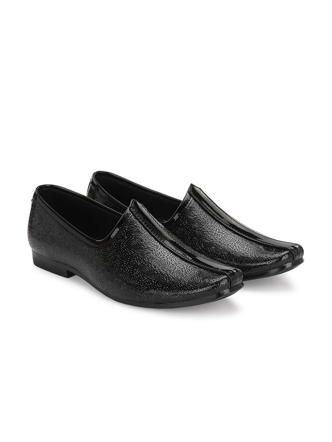 

Vellinto Men Mangrove Textured Lightweight Mojaris, Black