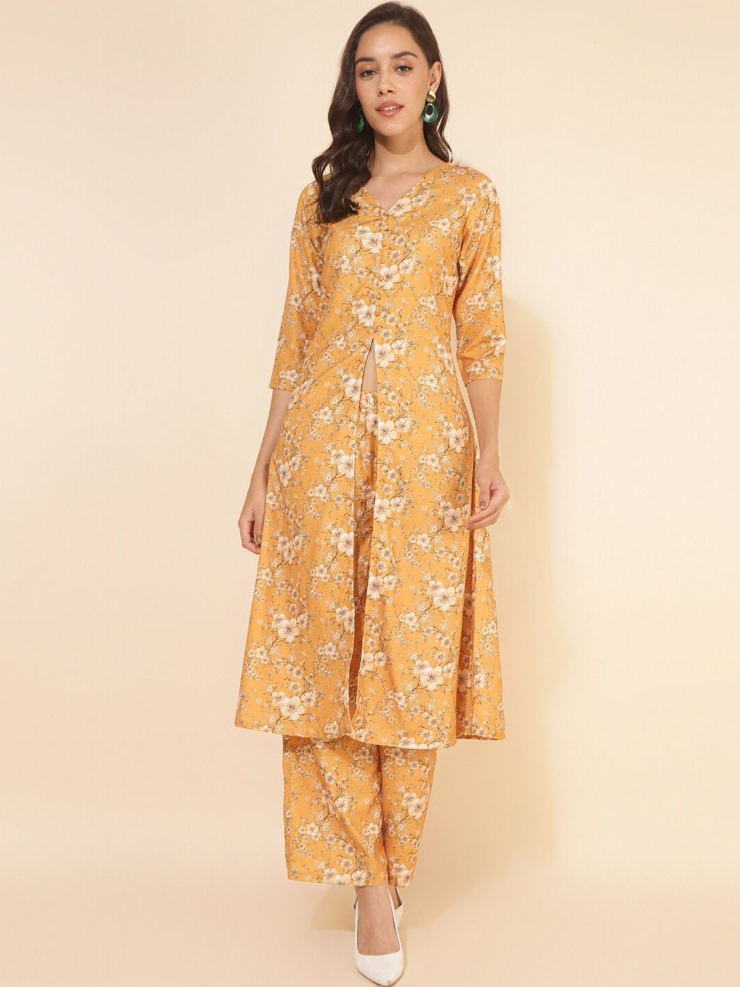 

Janasya Floral Printed Regular Kurta With Palazzos, Mustard
