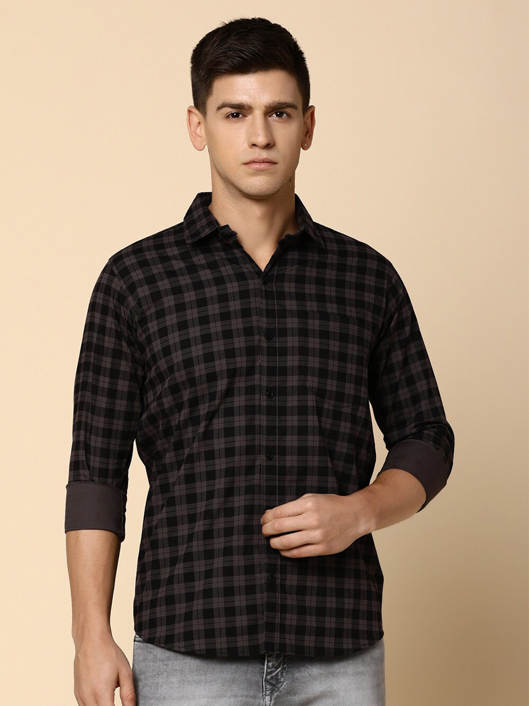 

V-Mart Buffalo Checked Spread Collar Long Sleeve Cotton Casual Shirt, Grey