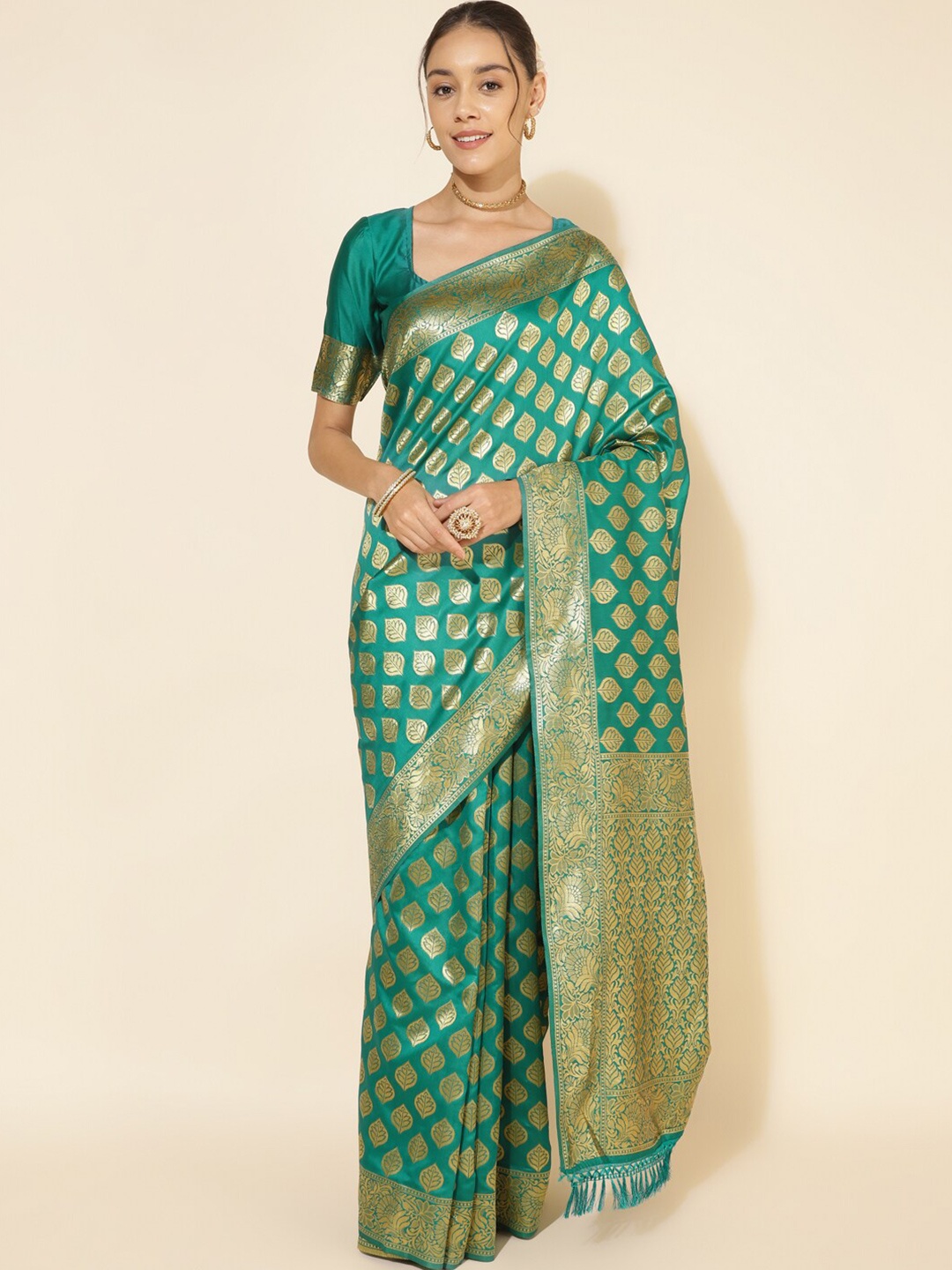 

Janasya Green & Gold-Toned Ethnic Motifs Woven Design Zari Pure Silk Chanderi Saree