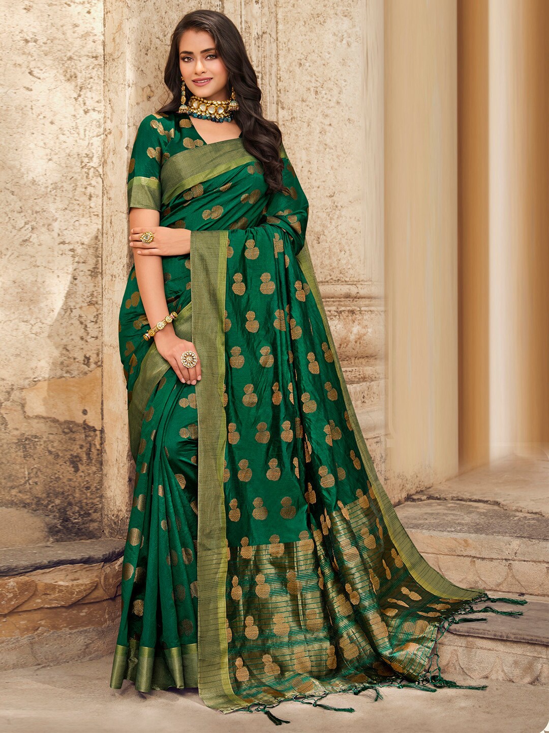 

Mitera Green & Gold-Toned Ethnic Motifs Woven Design Zari Banarasi Saree
