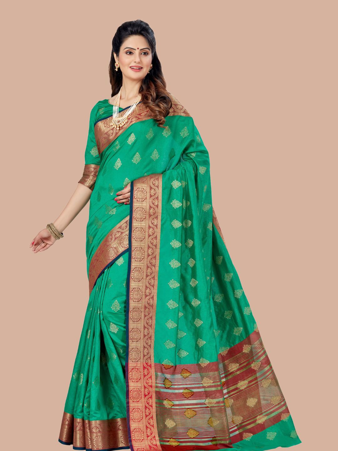 

MAGMINA Ethnic Motif Woven Design Zari Kanjeevaram Saree, Green