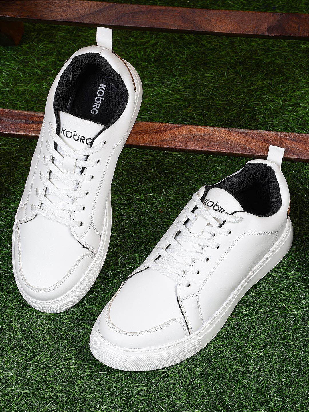 

Koburg Men Lightweight Comfort Insole Basics Sneakers, White