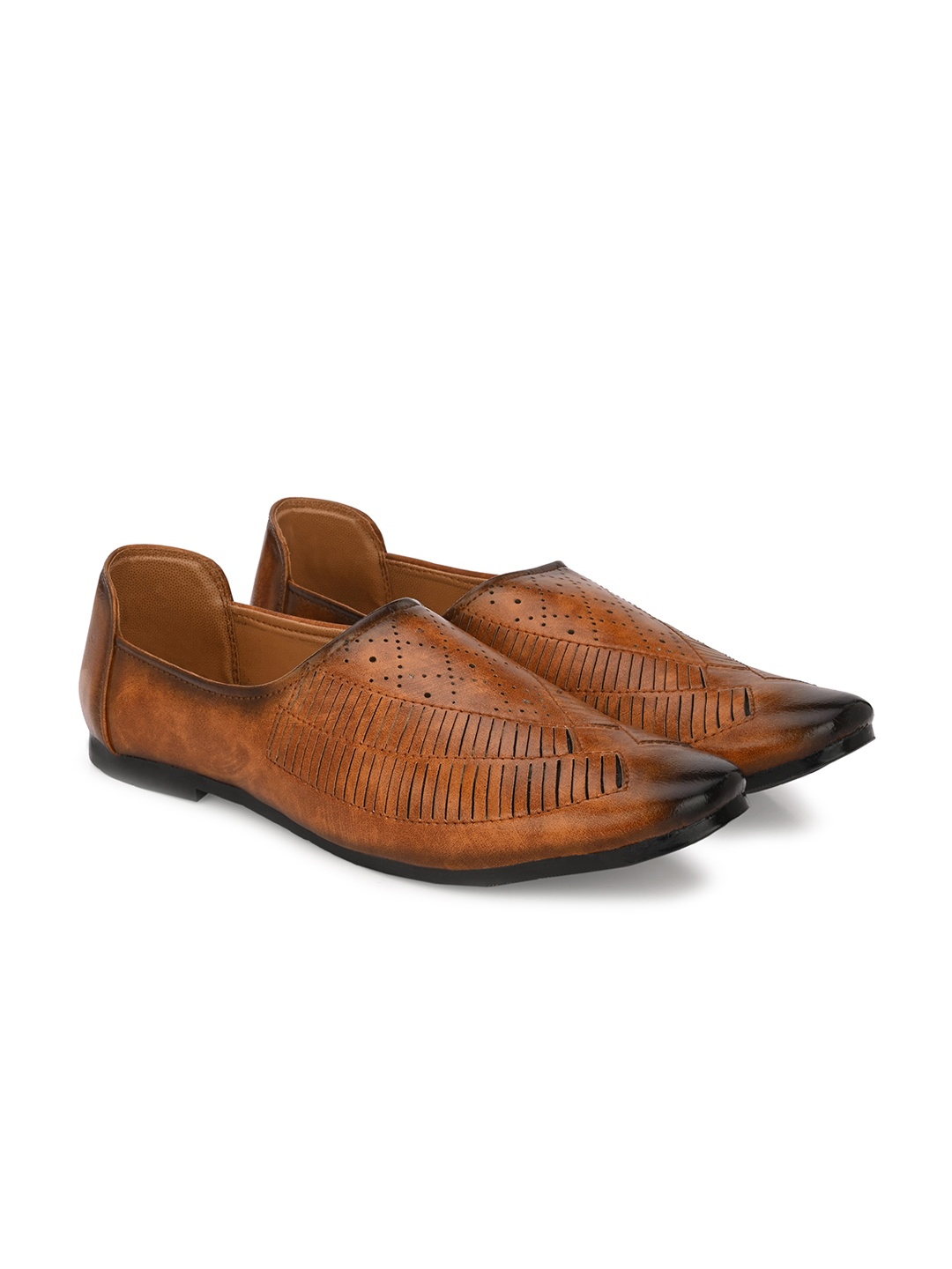 

Vellinto Men REGAL Textured Lightweight Mojaris With Laser Cuts, Tan