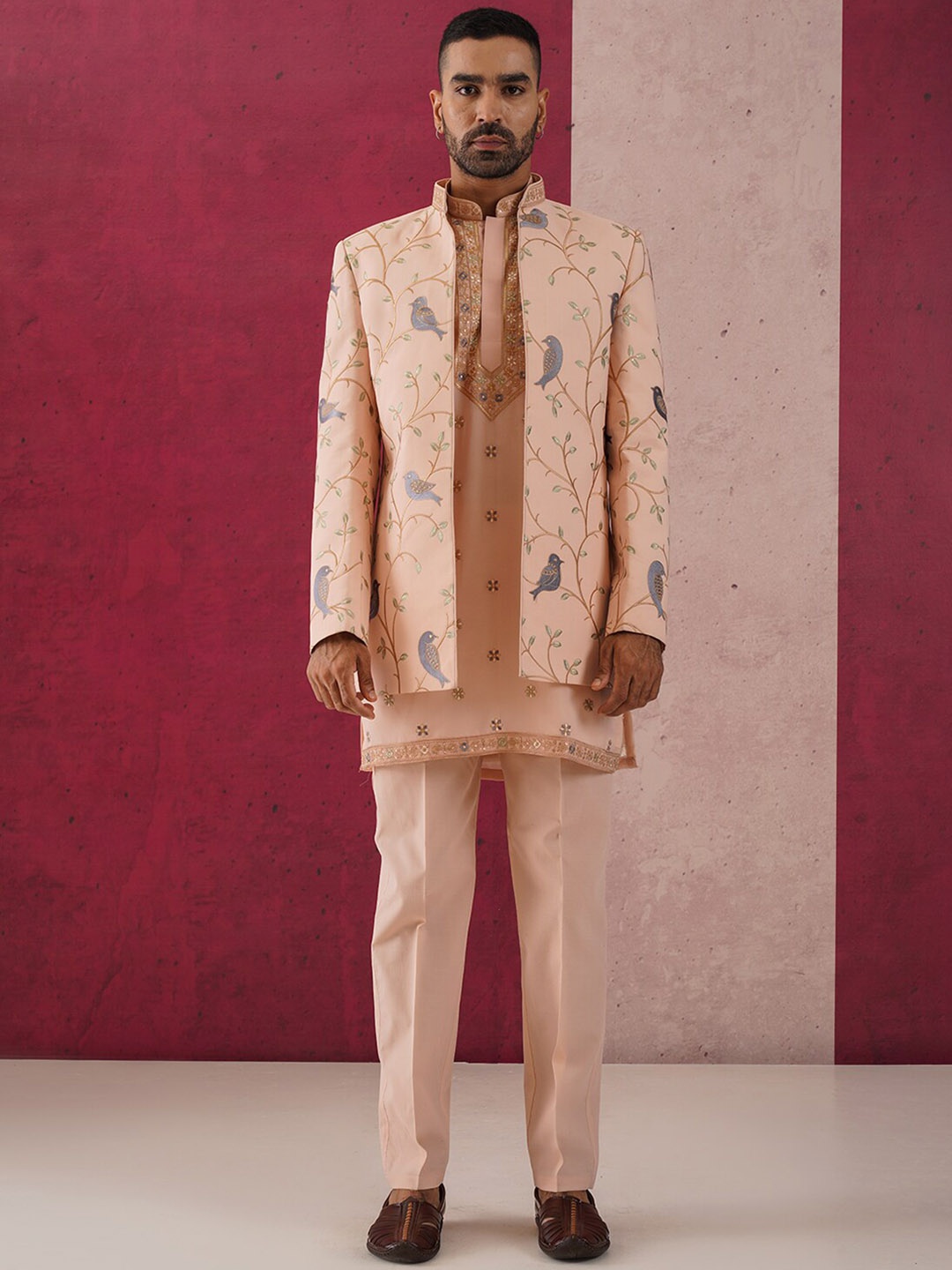 

KALPRAAG Ethnic Motifs Embroidered Sherwani Set, Peach