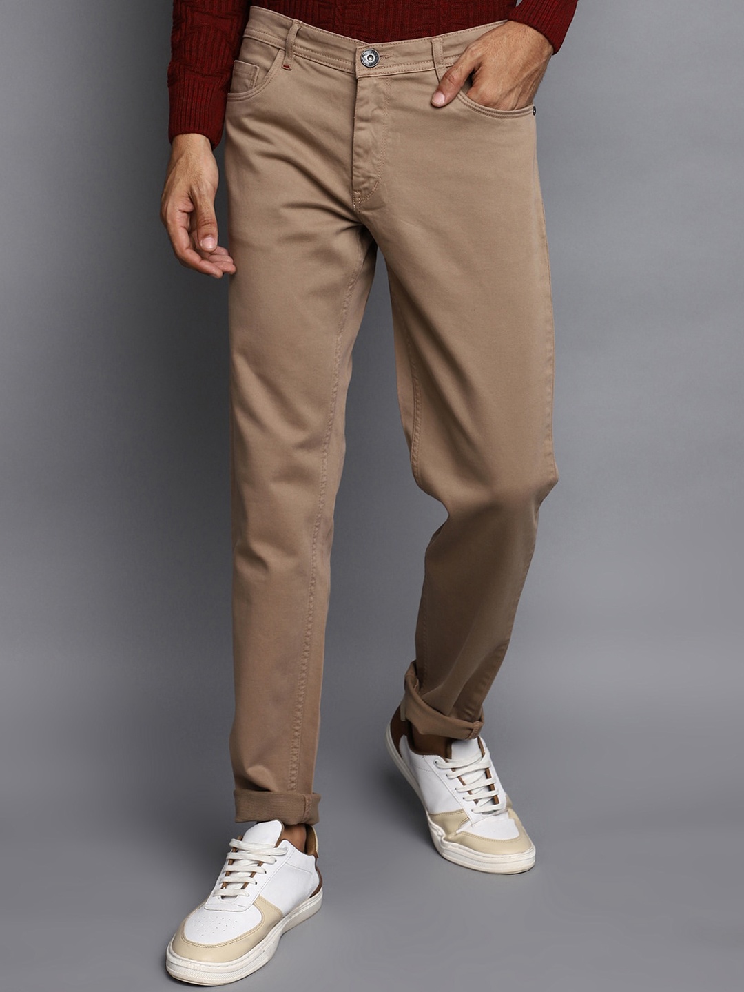 

V-Mart Men Slim Fit Mid-Rise Cotton Trouser, Brown
