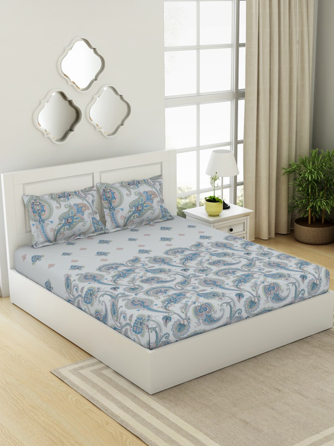 

SPACES Bohemia White Ethnic Motifs Cotton 144 TC Fitted King Bedsheet & 2 Pillow Covers