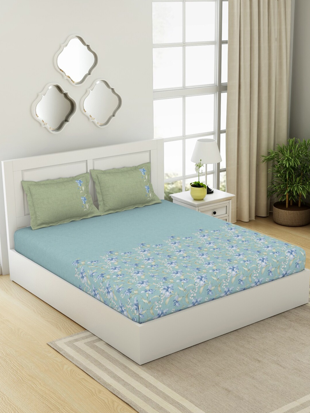 

SPACES Bohemia Blue Printed Cotton 144 TC Fitted King Bedsheet with 2 Pillow Covers