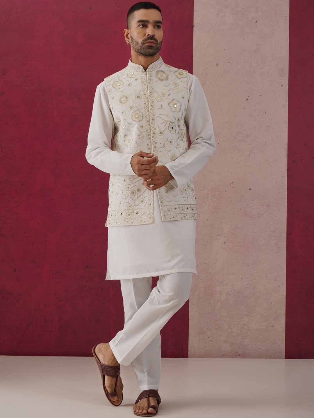 

KALPRAAG Mandarin Collar Georgette Kurta with Trousers & Embroidered Jacket, Off white