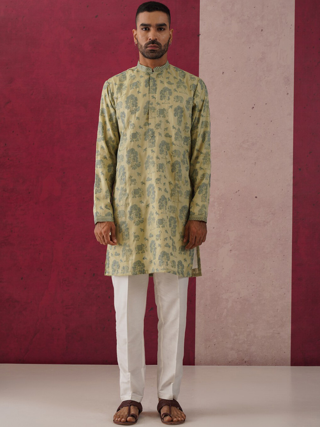 

KALPRAAG Ethnic Motifs Embroidered Regular Straight Kurta with Pyjamas, Olive