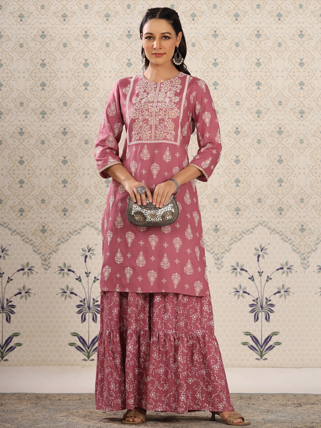 

Ode by House of Pataudi Ethnic Motifs Embroidered Straight Kurta with Sharara, Pink