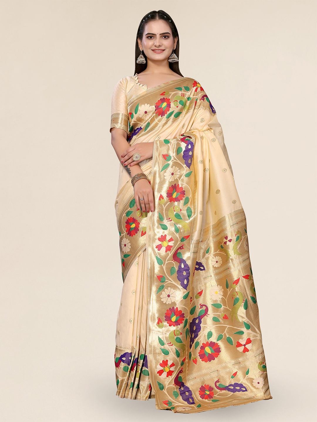 

DIVASTRI Ethnic Motifs Woven Design Zari Paithani Saree, Off white