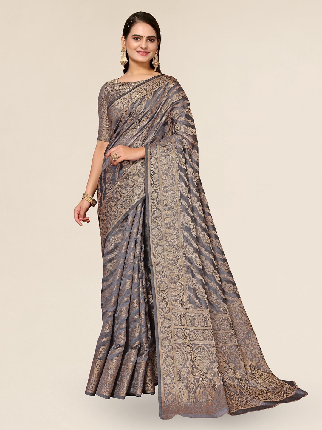 

DIVASTRI Ethnic Motifs Woven Design Zari Saree, Grey