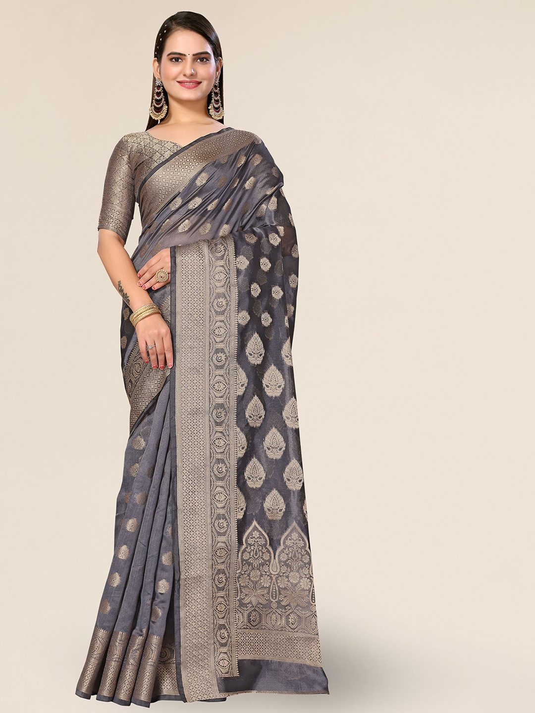 

DIVASTRI Ethnic Motifs Woven Design Zari Detail Organza Saree, Grey