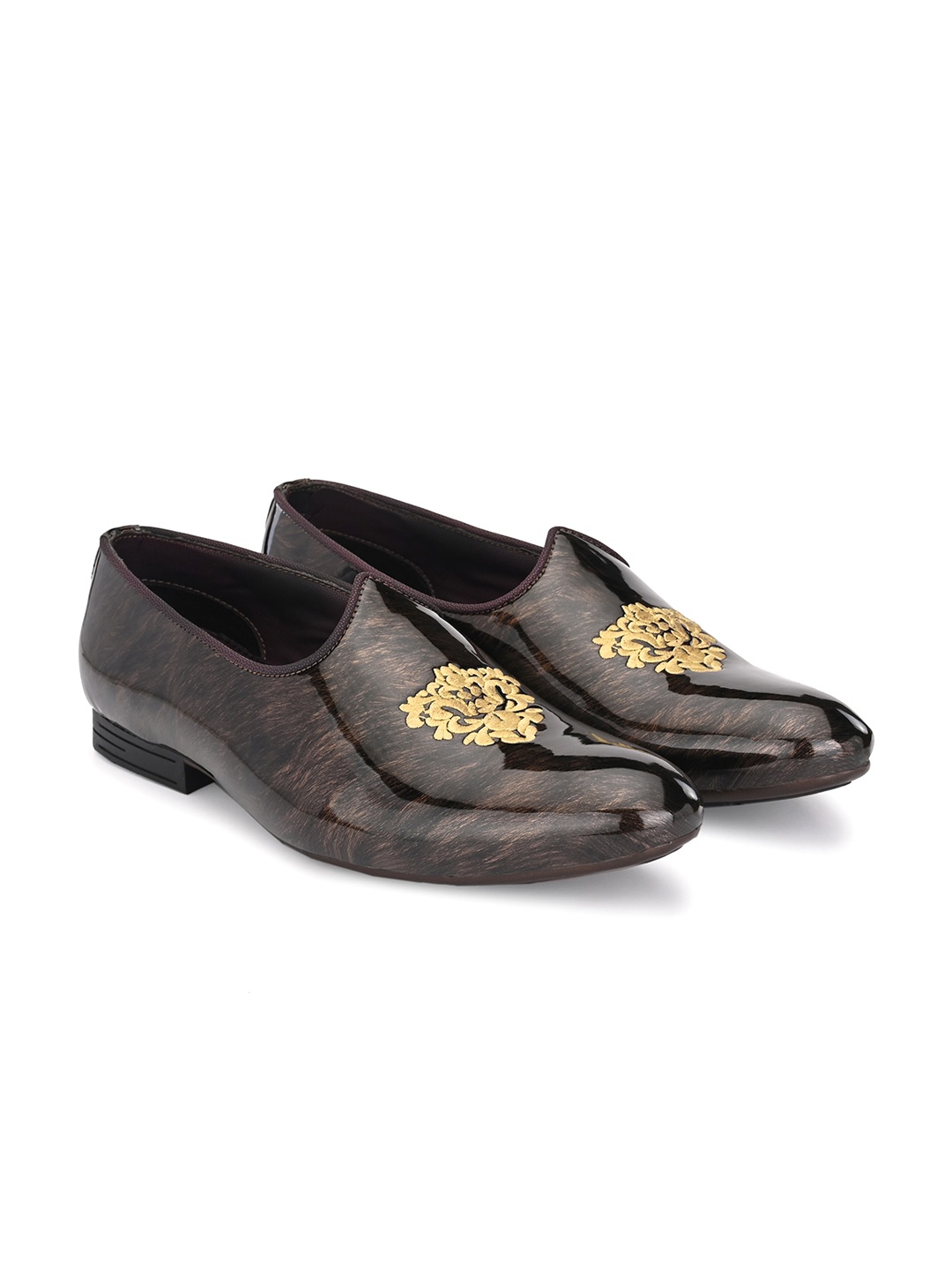 

Vellinto Men Saturn Printed Embellished Lightweight Mojaris, Brown
