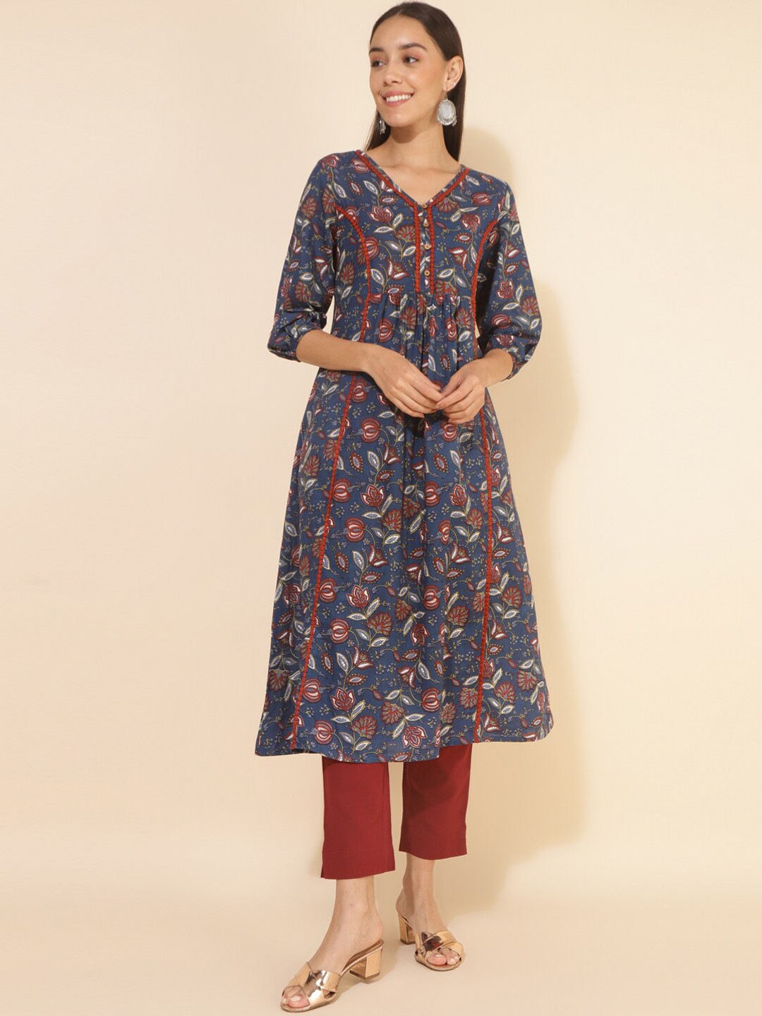 

Janasya Floral Printed V-Neck Puff Sleeves Cotton Anarkali Kurta, Blue