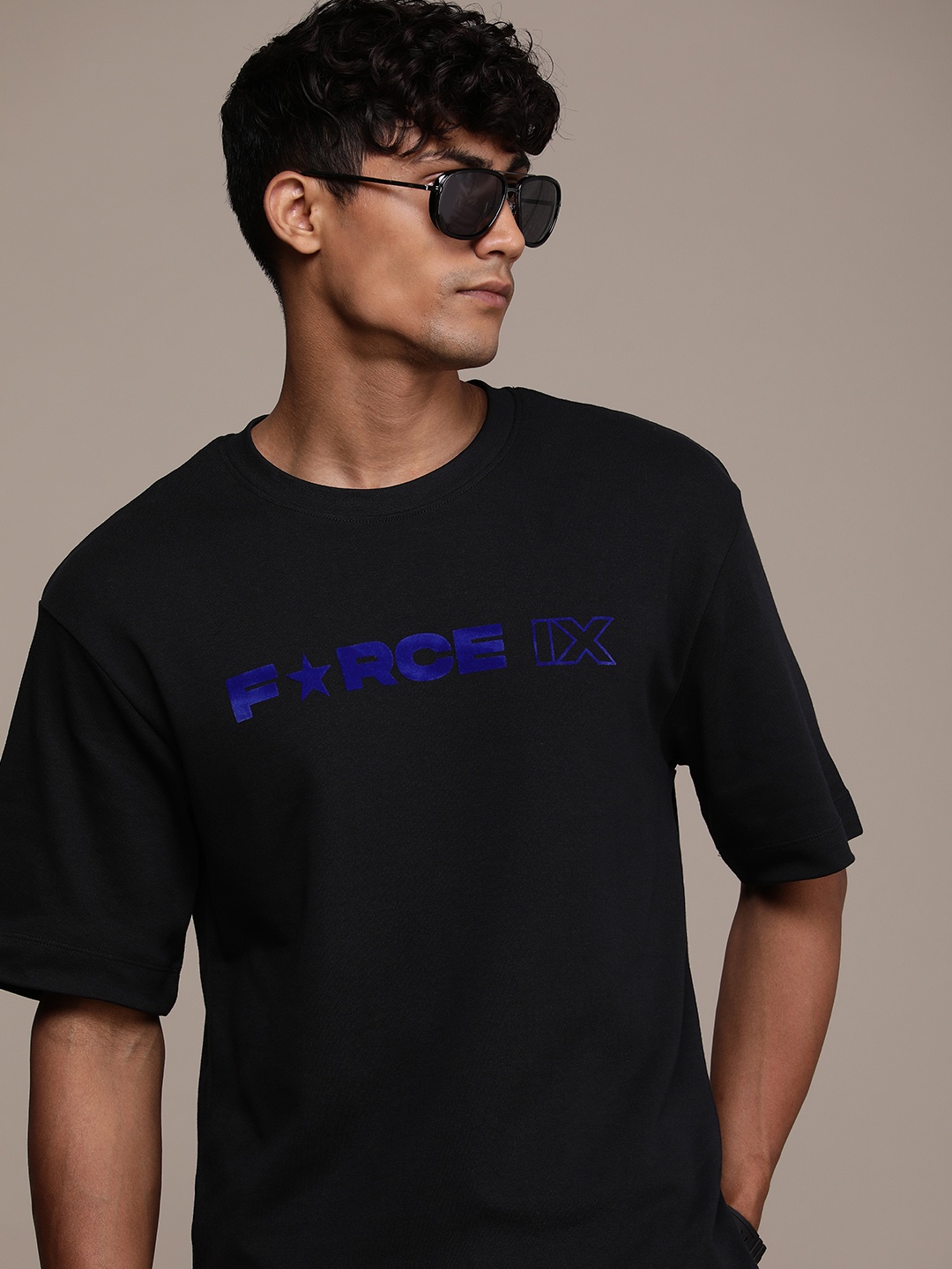 

FORCE IX Men Brand Logo Printed Pure Cotton T-shirt, Black