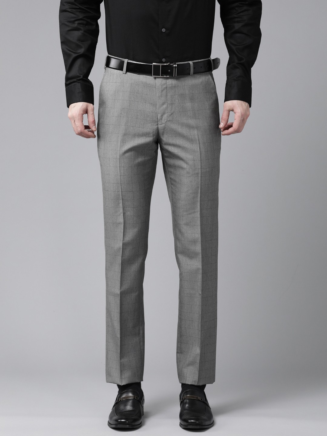 

Park Avenue Men Checked Smart Fit Low-Rise Trousers, Grey
