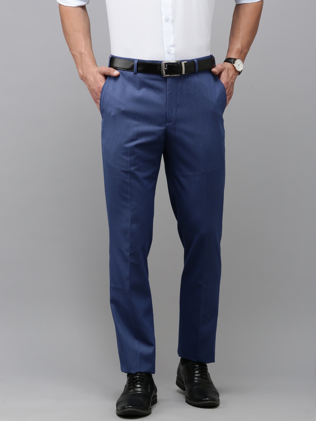 

Park Avenue Men Smart Slim Fit Trousers, Navy blue