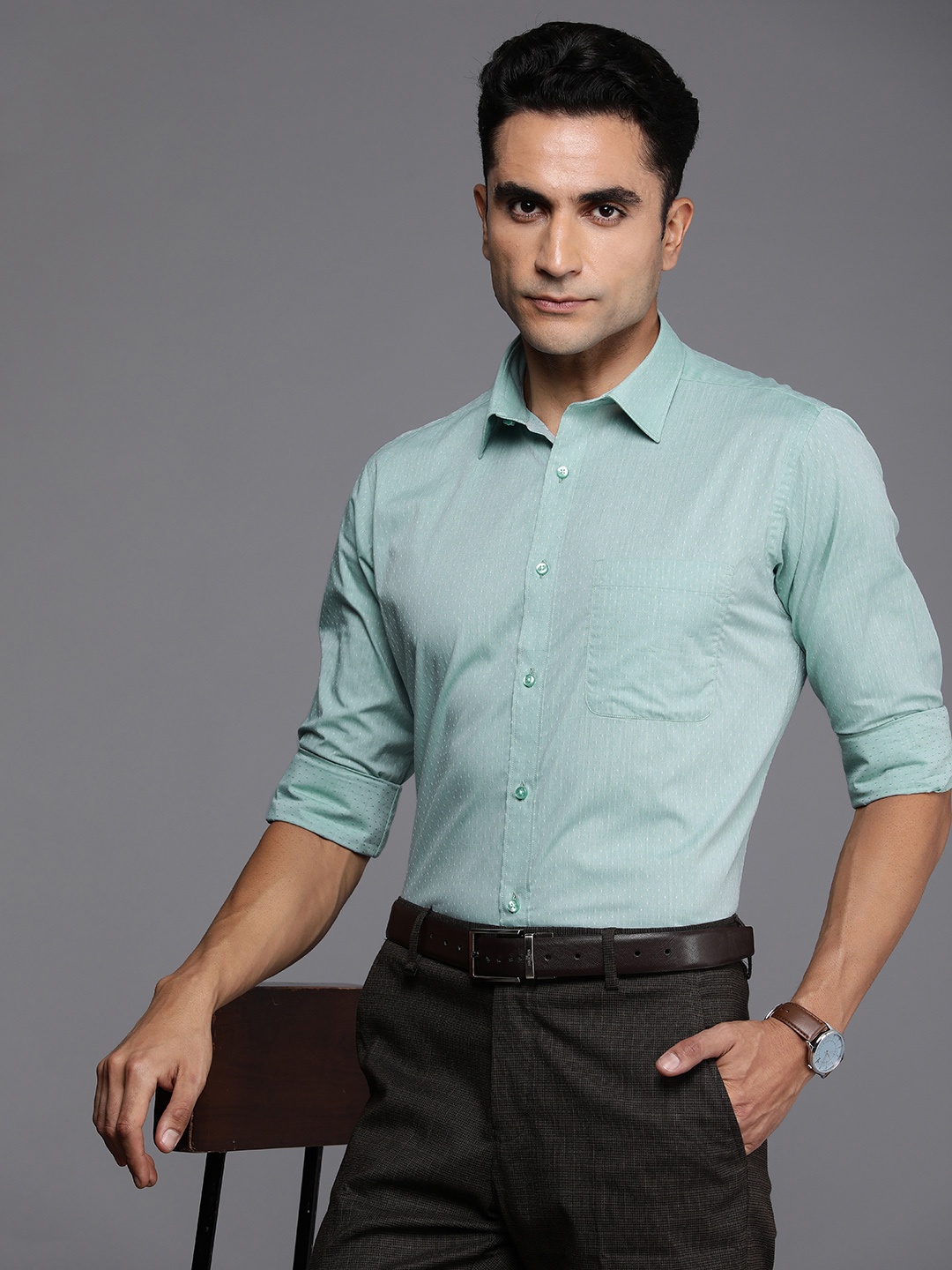 

Raymond Pure Cotton Self Design Slim Fit Textured Formal Shirt, Green