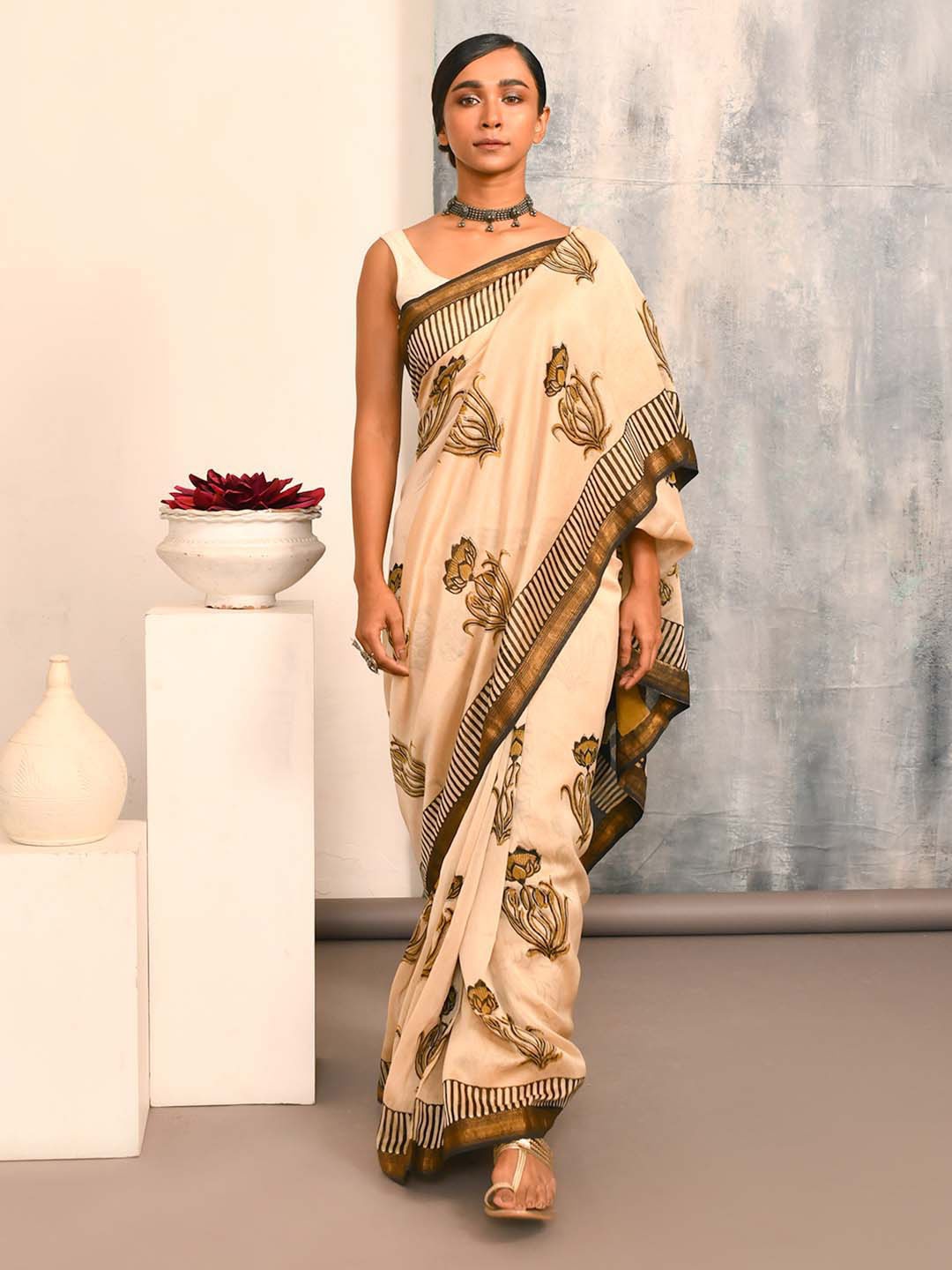 

Indethnic Floral Printed Zari Silk Cotton Bagru Saree, Gold