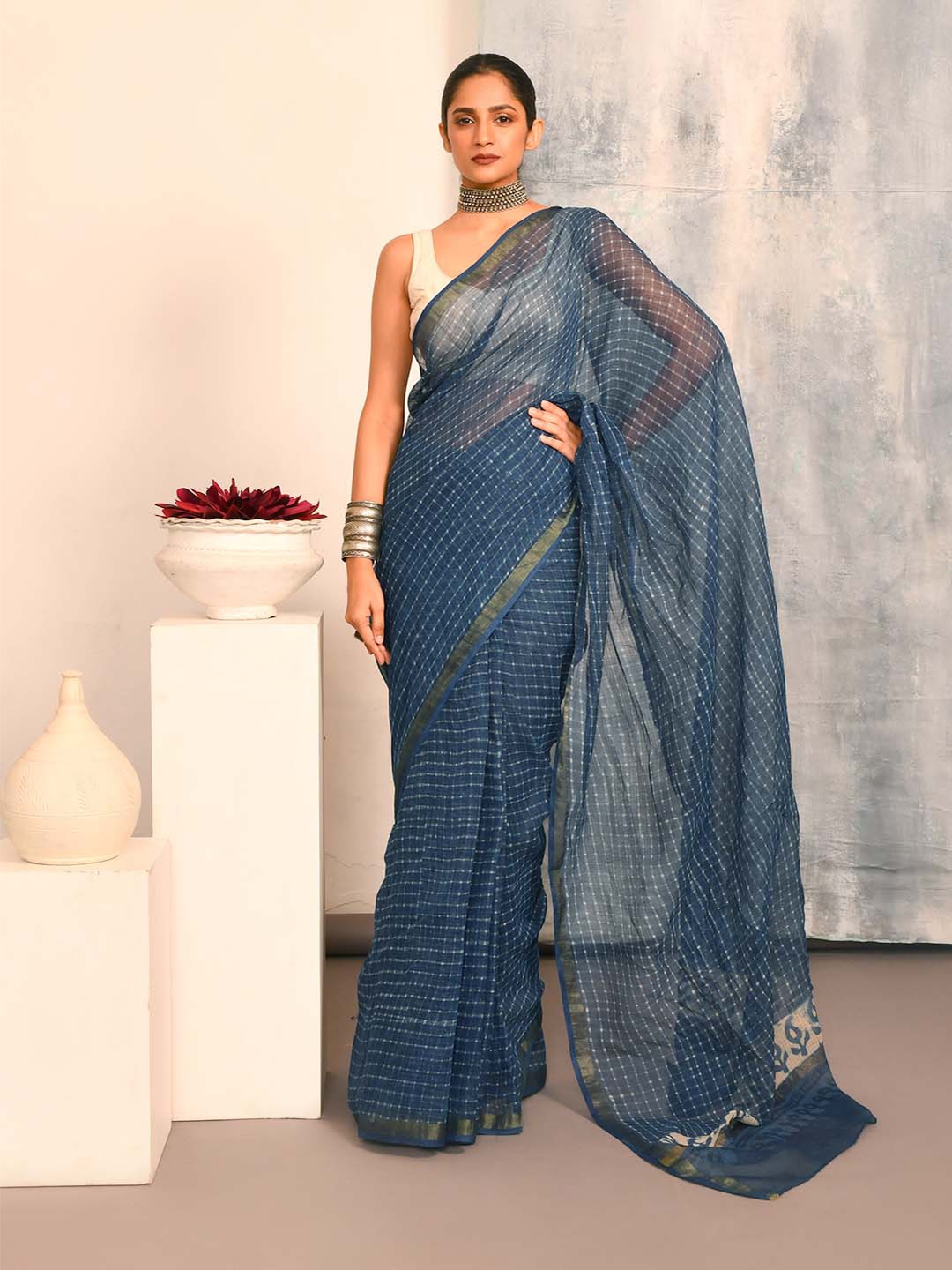 

Indethnic Checked Zari Silk Cotton Bagru Saree, Navy blue