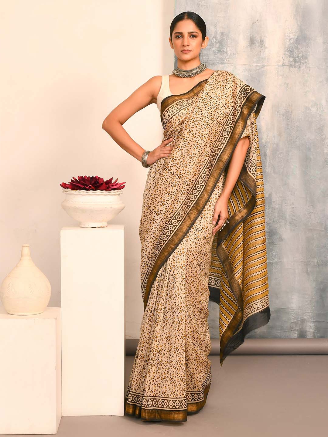 

Indethnic Abstract Printed Zari Silk Cotton Bagru Saree, Gold