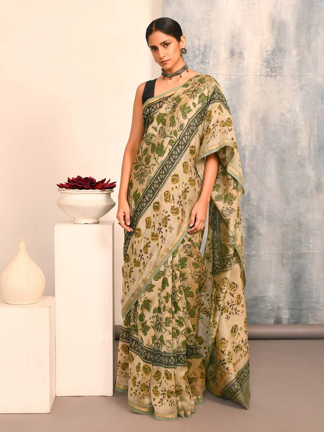 

Indethnic Floral Printed Zari Silk Cotton Bagru Saree, Green
