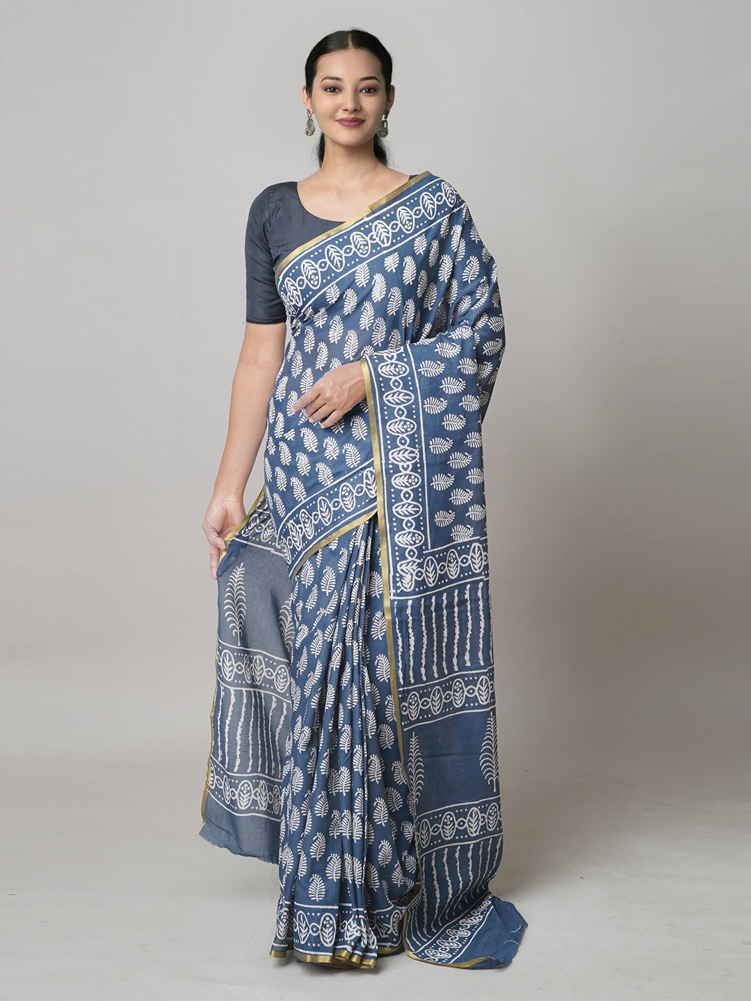 

Unnati Silks Paisley Zari Pure Cotton Block Print Saree, Blue