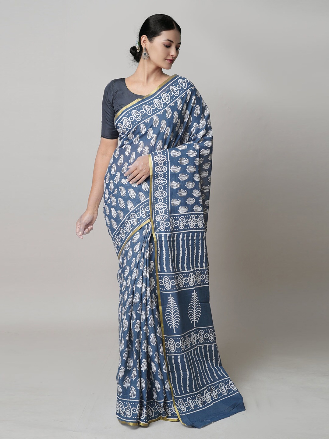 

Unnati Silks Paisley Zari Pure Cotton Block Print Saree, Blue