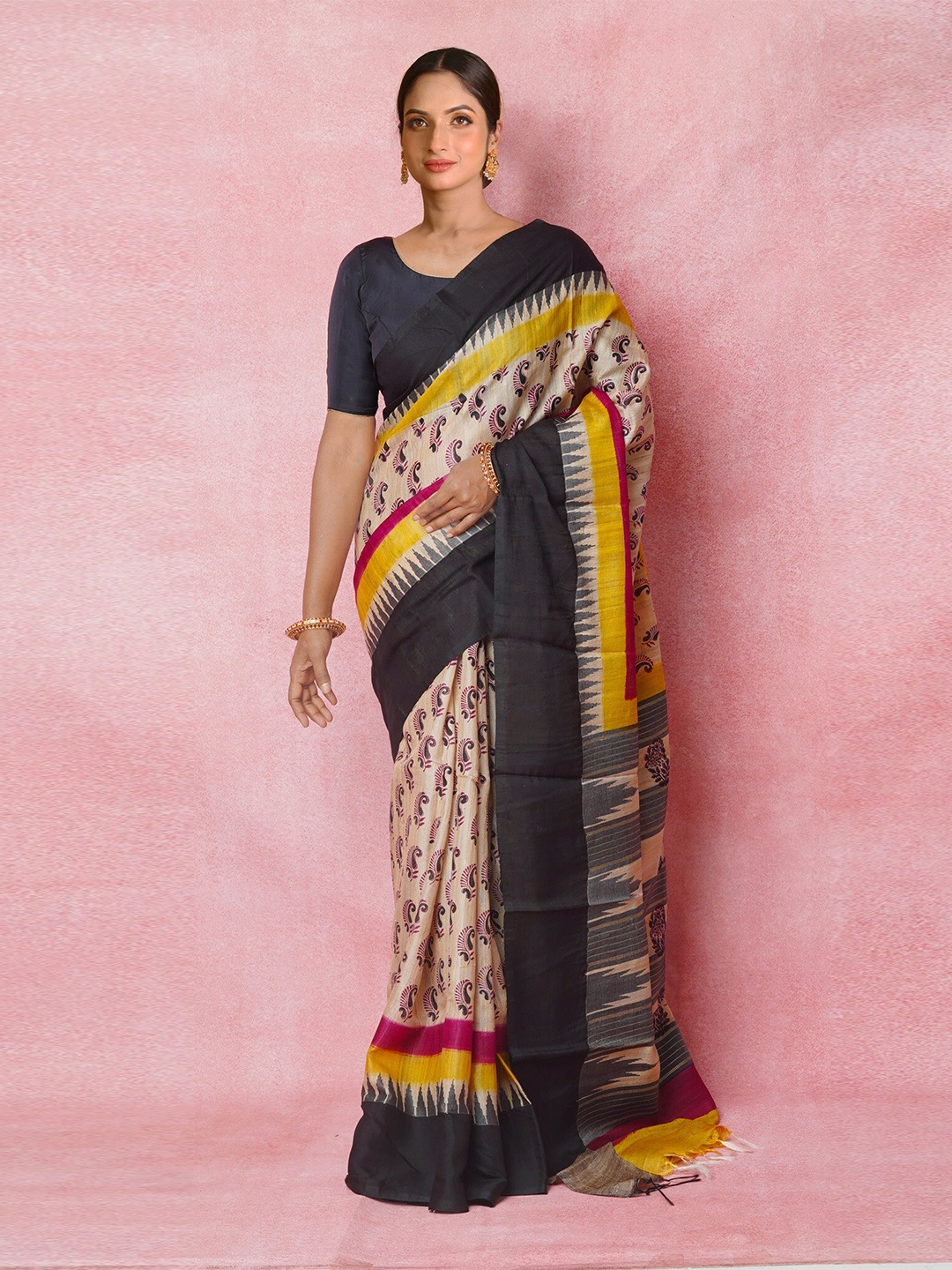 

Unnati Silks Ethnic Motifs Block Printed Handloom Pure Silk Tussar Saree, Off white