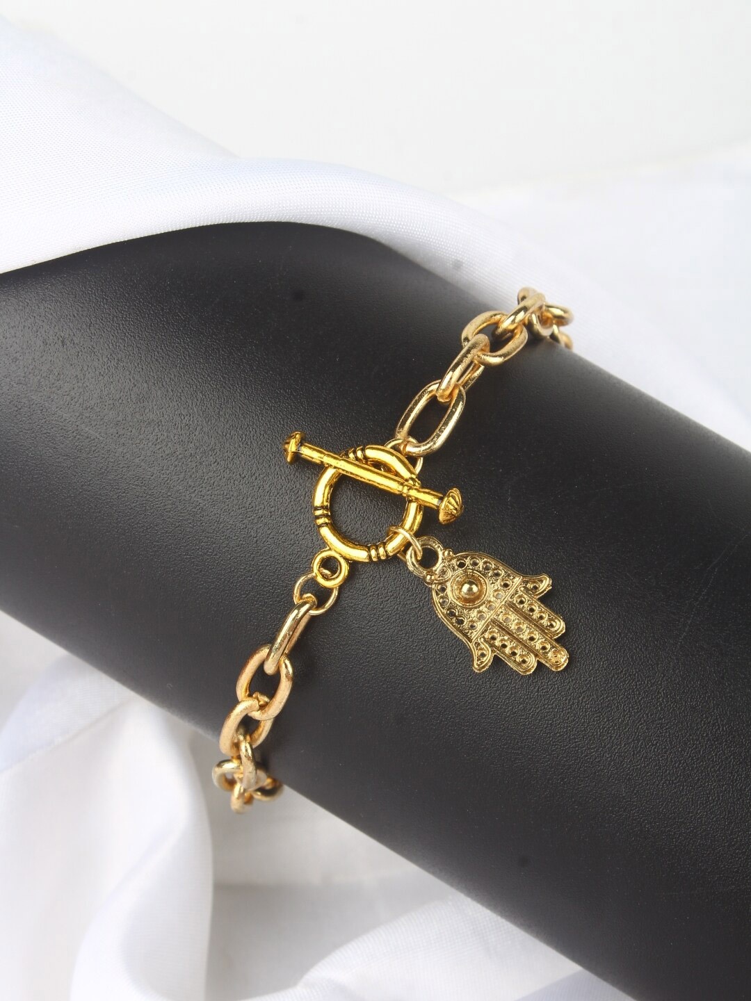 

Stylecast X KPOP Women Brass Gold-Plated Charm Bracelet